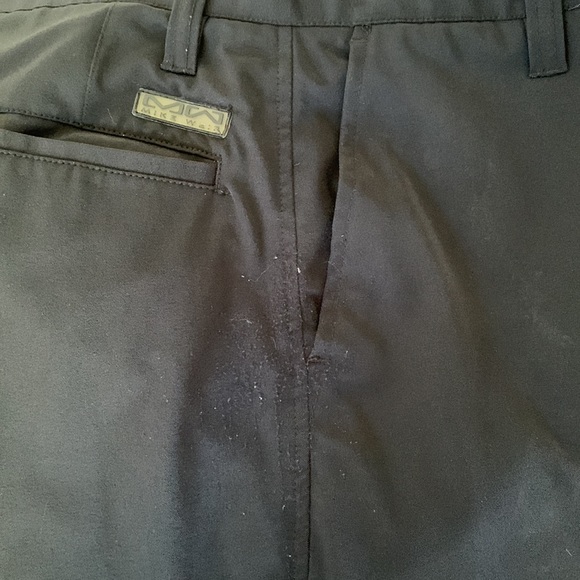 Mike Weir Men’s Golf Shorts. Size 30 - Picture 6 of 8